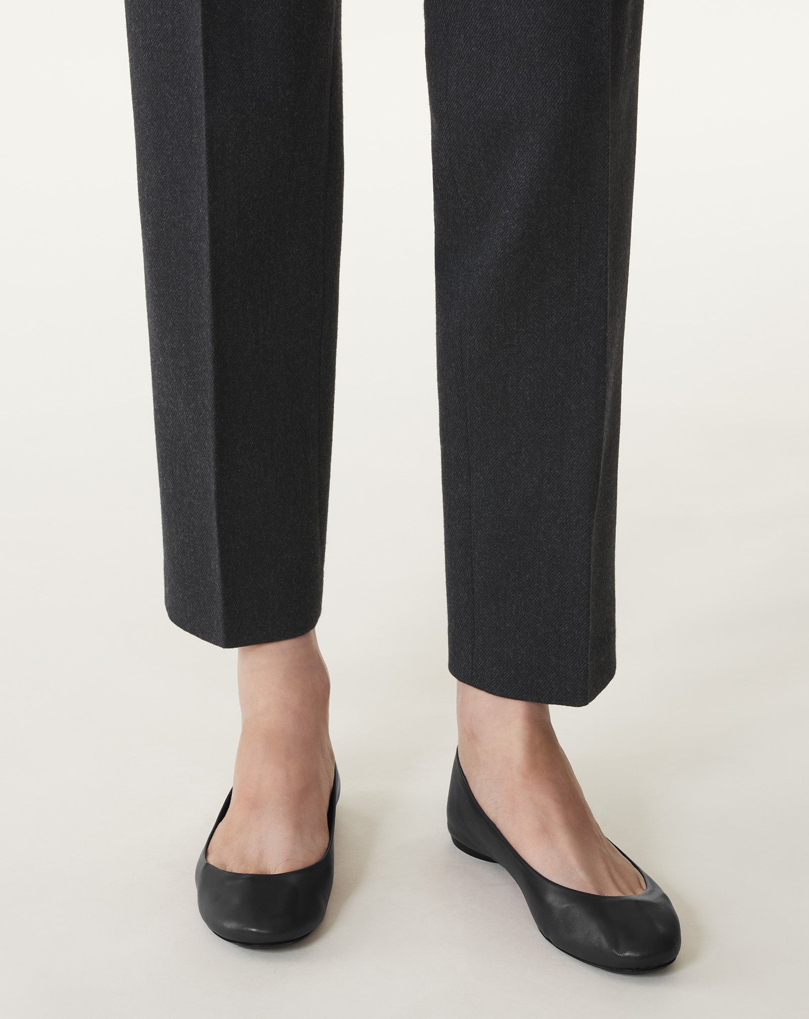 THE BALLERINA FLAT IN LEATHER