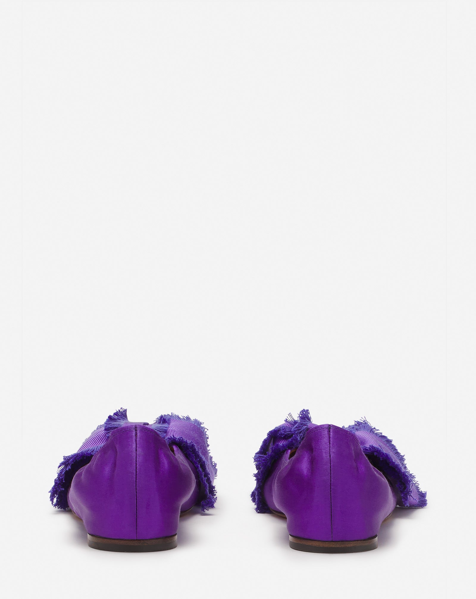 BALLERINA FLAT WITH A SATIN BOW