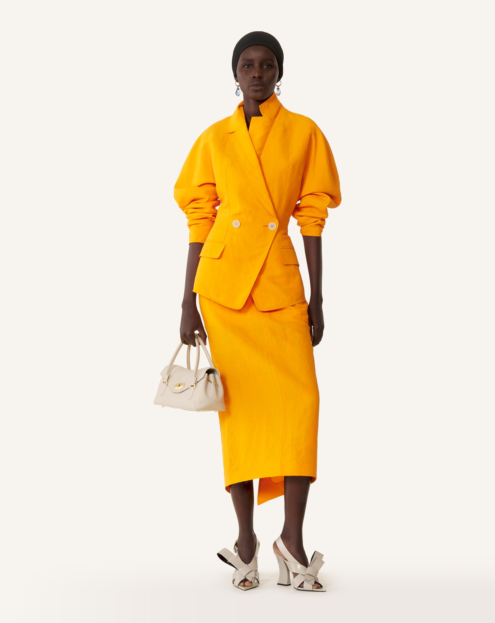 LE CONFIDENT BY LANVIN 26 LEATHER BAG