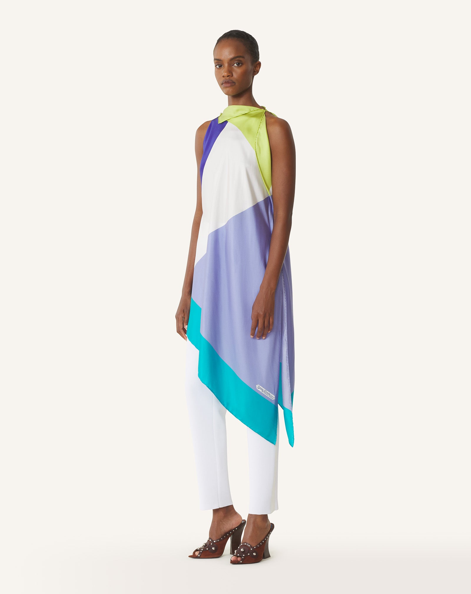 BLUE GRAPHIC PRINT SILK TOP