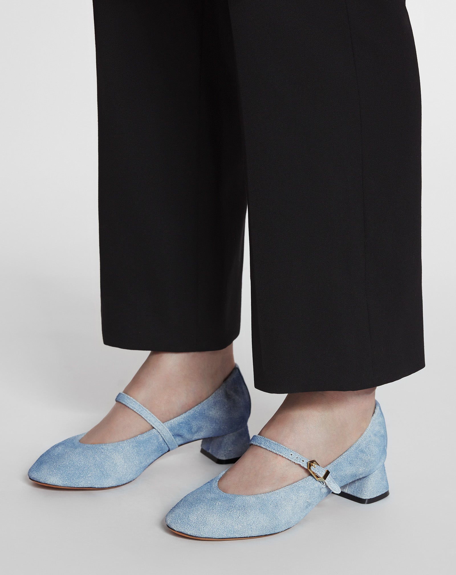 HEELED MARY JANES IN LEATHER WITH A FADED DENIM EFFECT