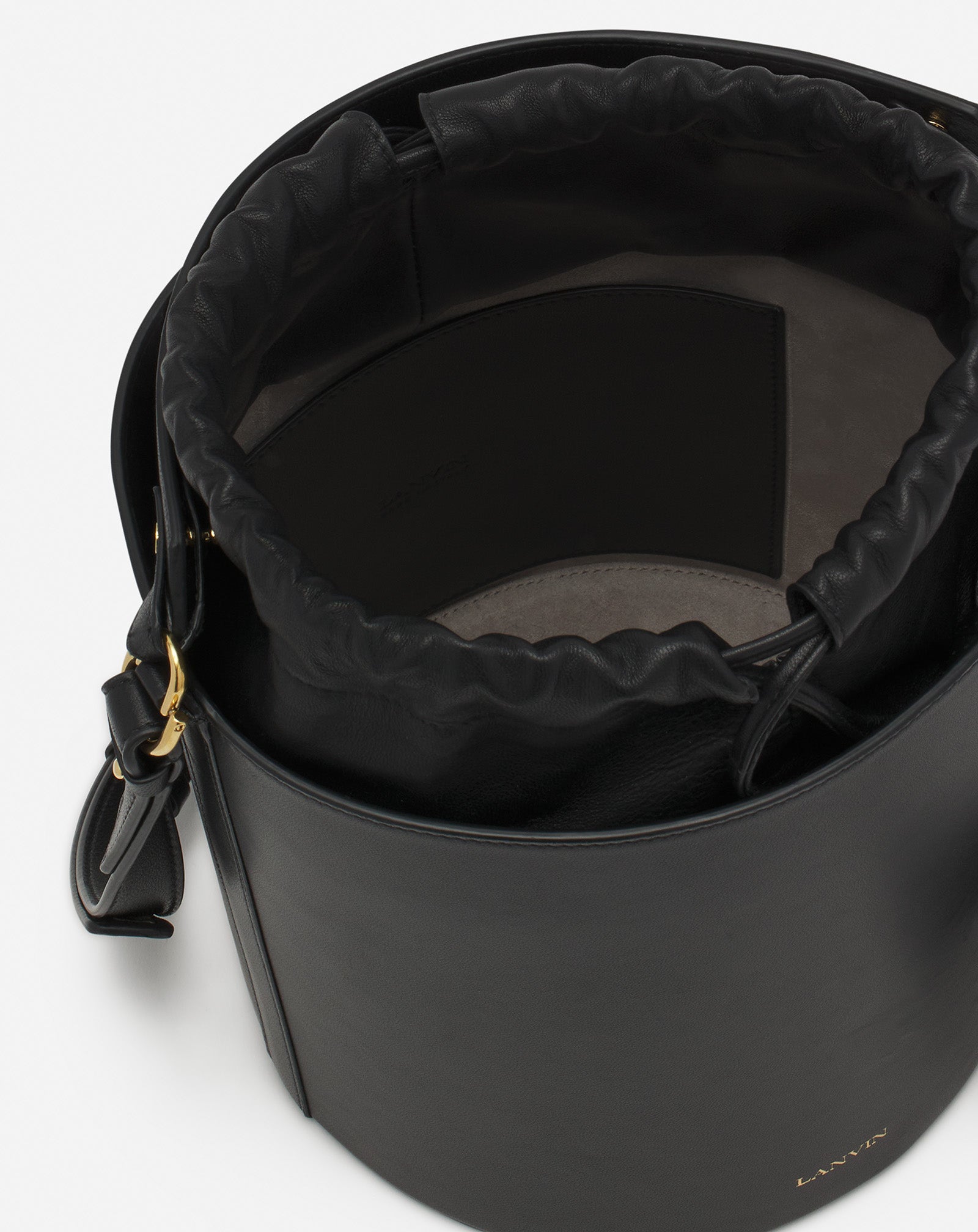 SÉQUENCE LEATHER BUCKET BAG
