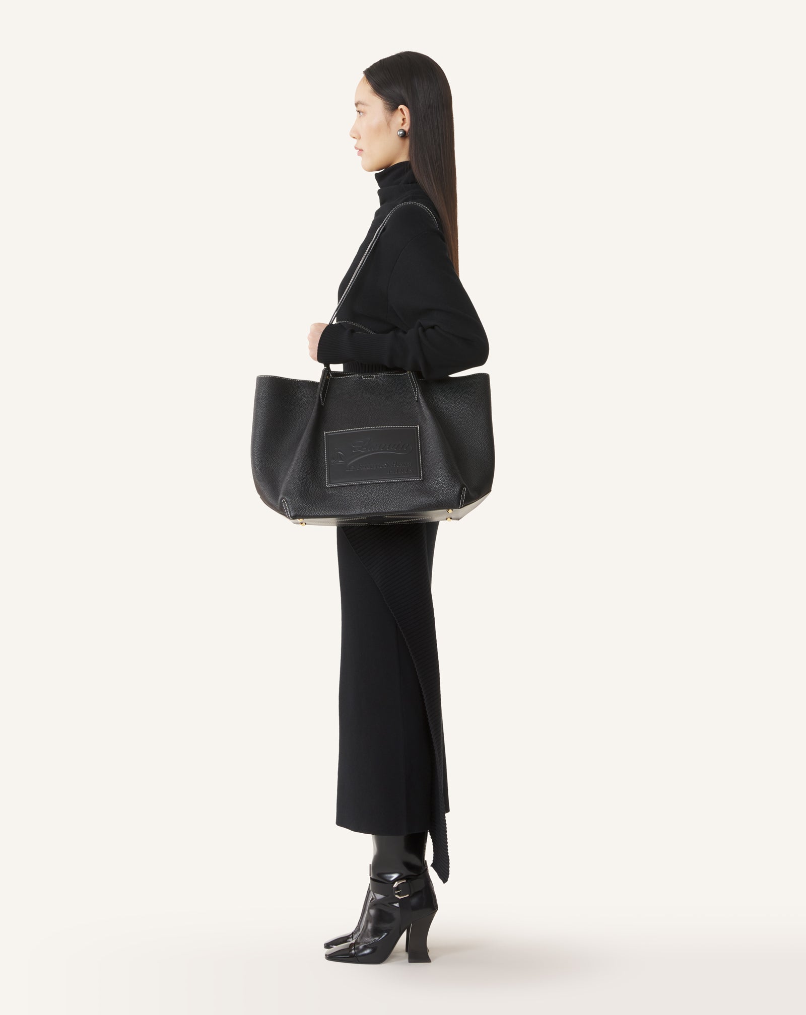 BLACK CATCH BY LANVIN TOTE BAG