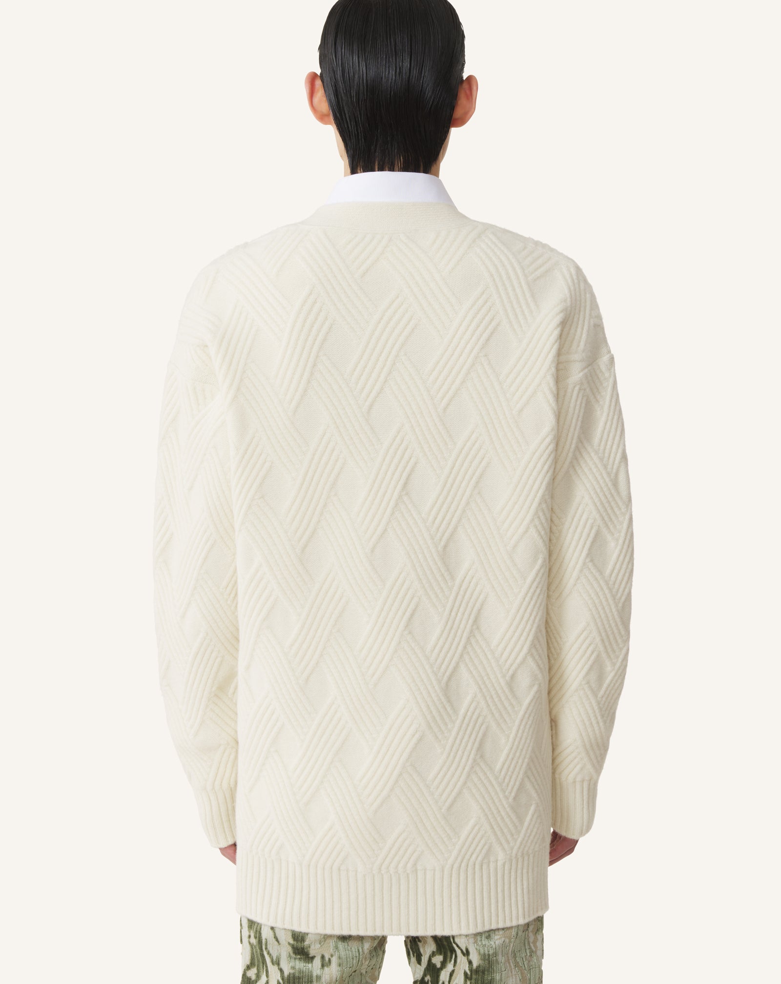 WHITE LOOSE-FIT CARDIGAN IN CABLE-KNIT WOOL