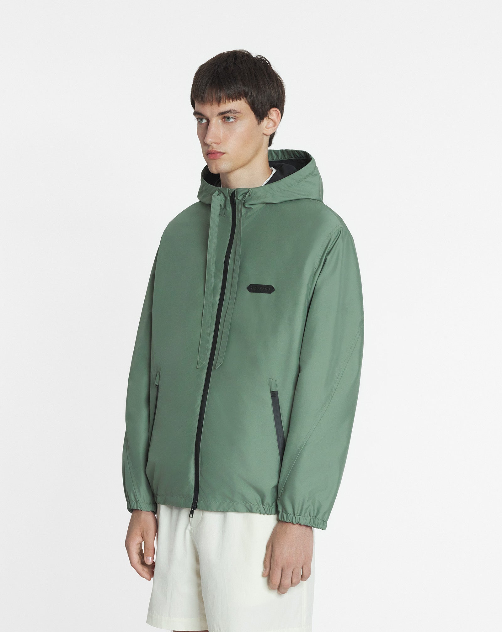 WINDBREAKER IN TECHNICAL FABRIC