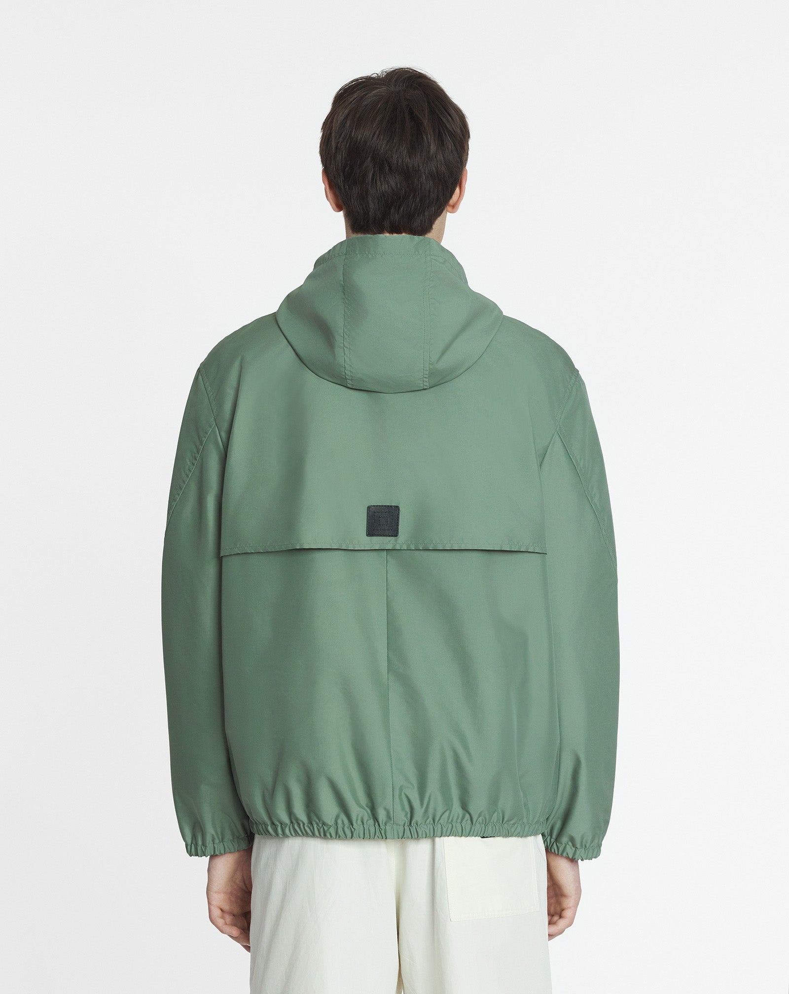 WINDBREAKER IN TECHNICAL FABRIC