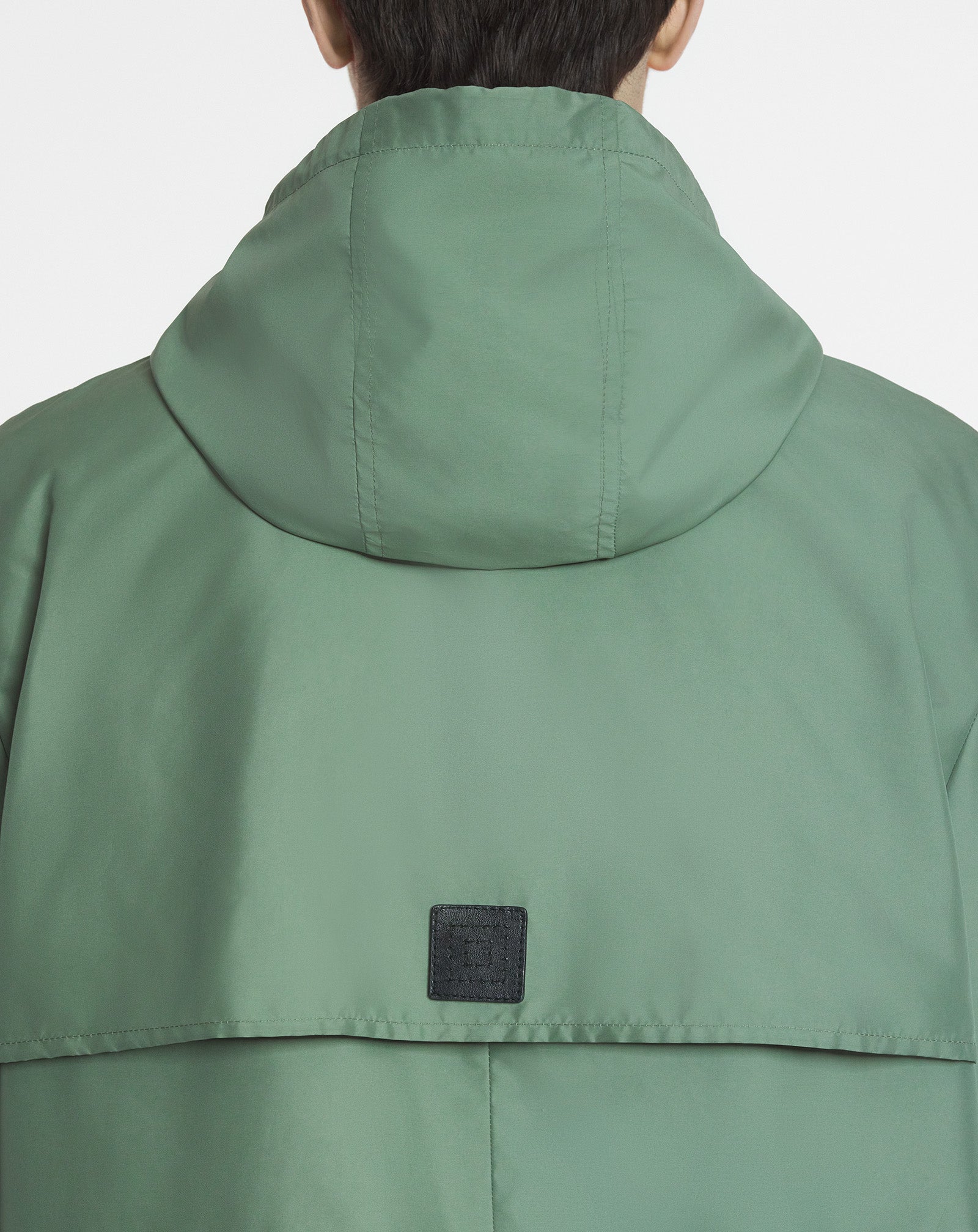 WINDBREAKER IN TECHNICAL FABRIC