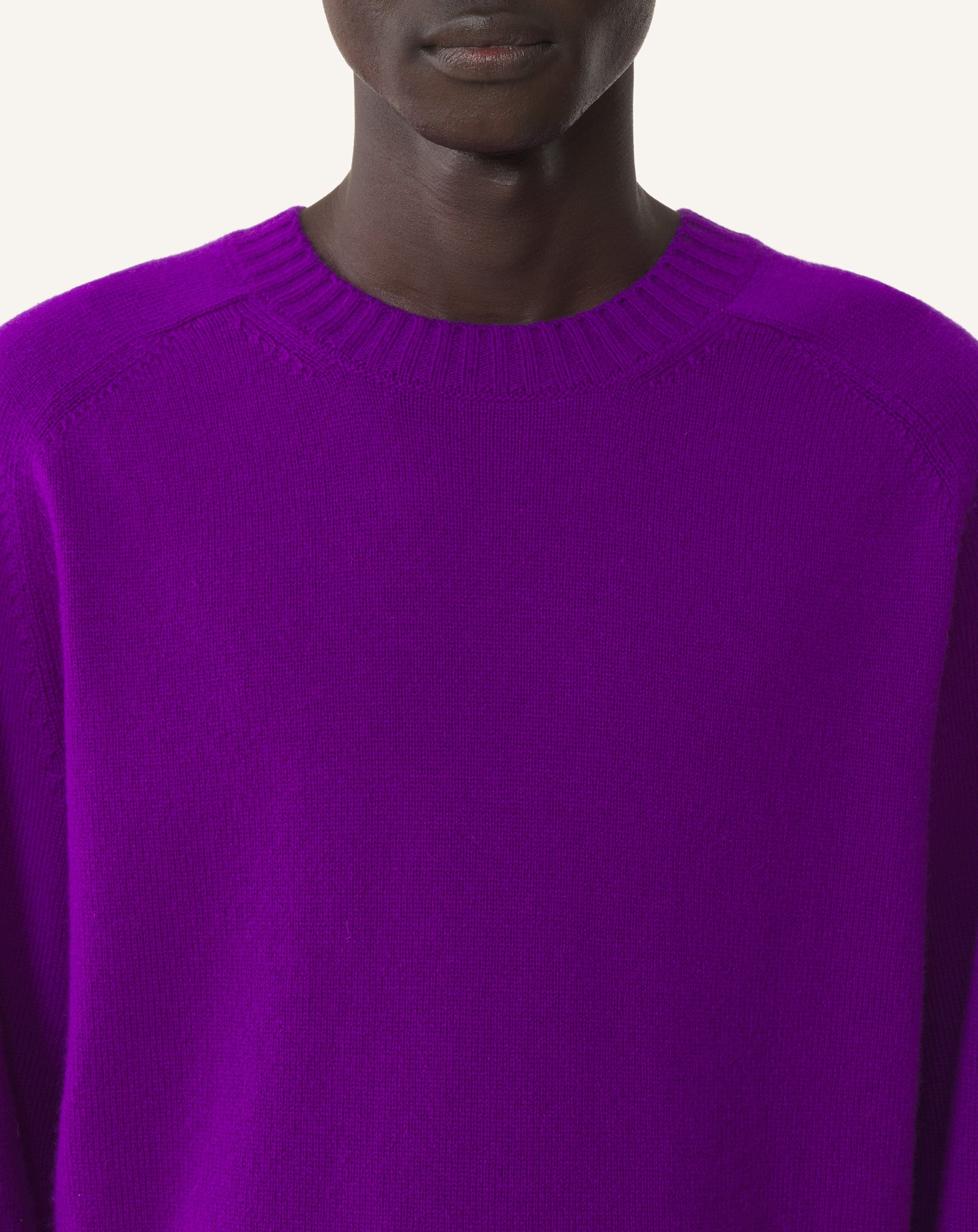 PURPLE STRAIGHT-CUT SWEATER IN CASHMERE
