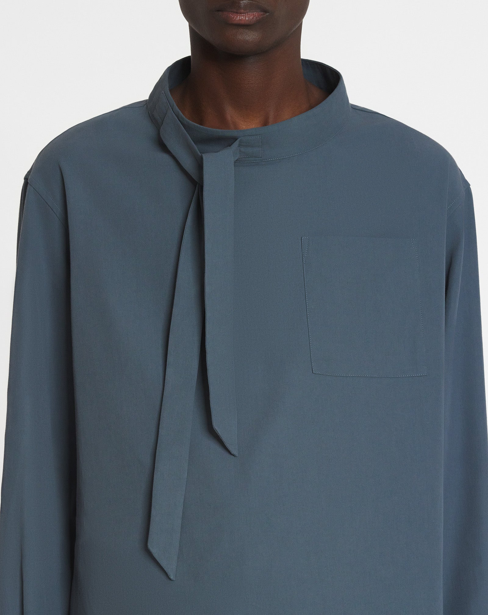 FLUID COTTON ASCOT COLLAR TOP