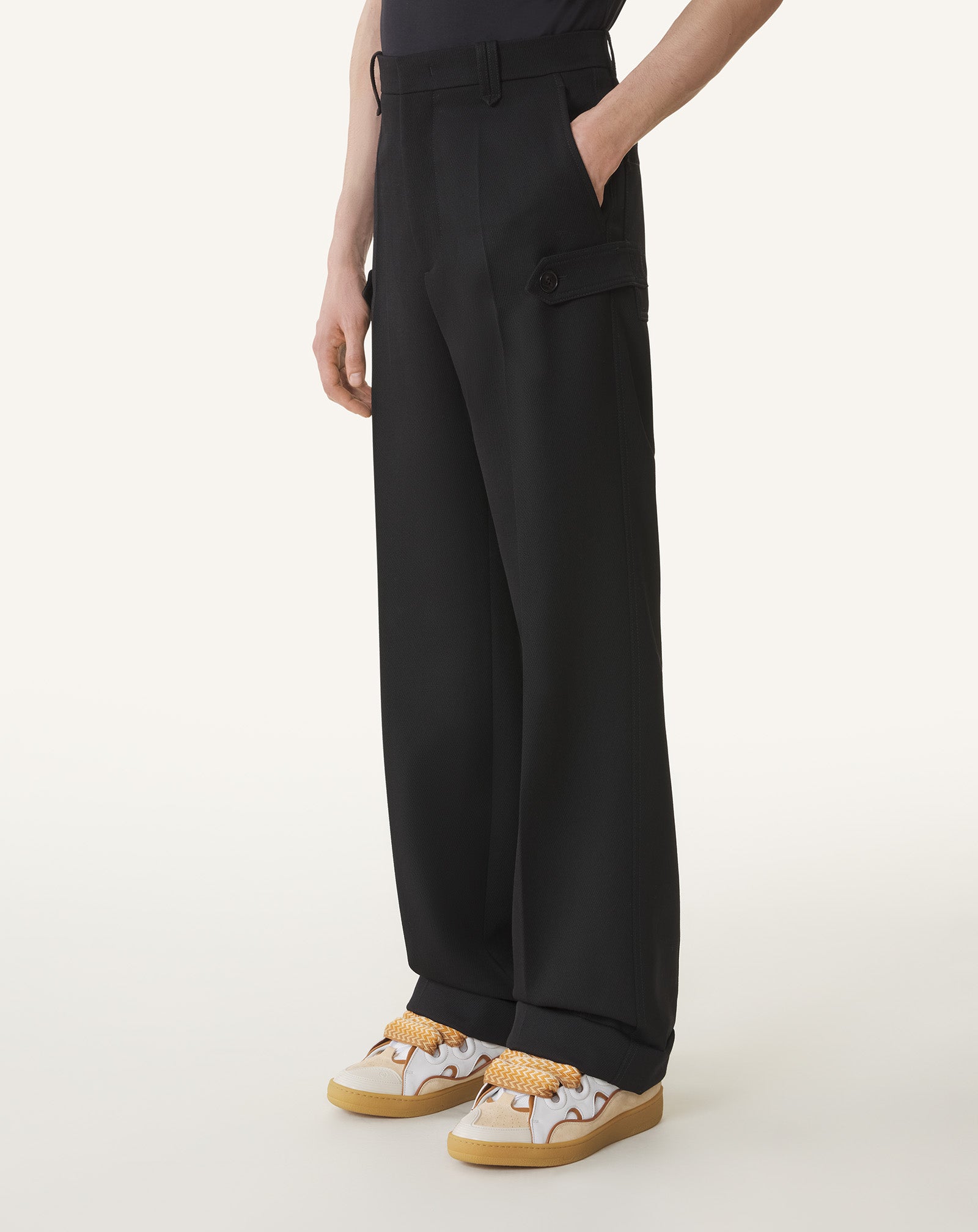LIGHT WOOL CHINO PANTS