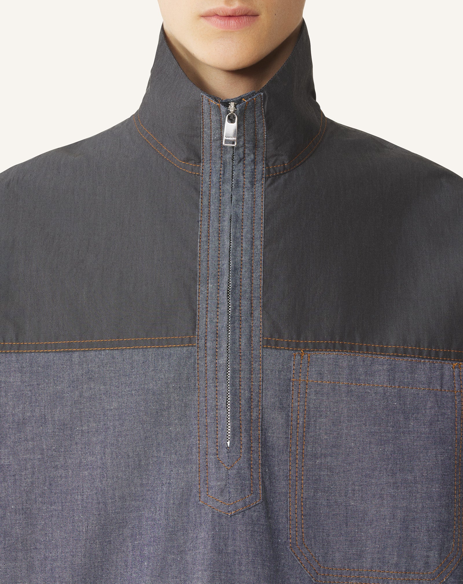 HIGH ZIP-NECK CHAMBRAY TOP