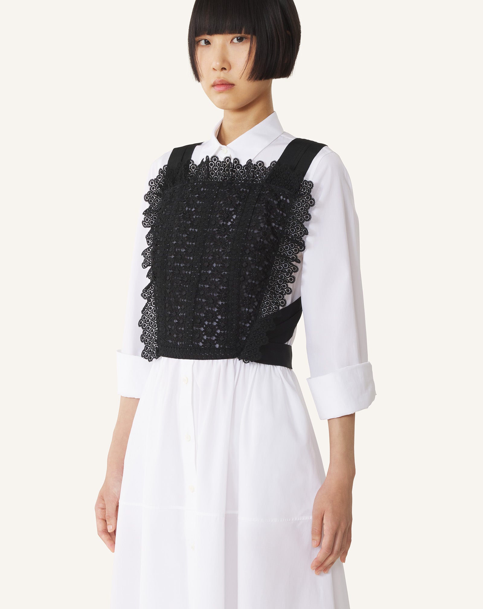 BLACK GUIPURE BIB