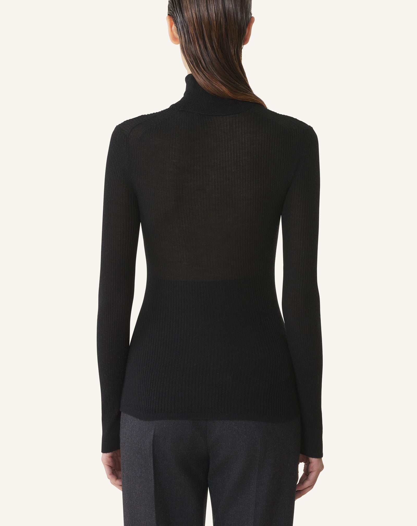 BLACK MERINO WOOL AND SILK TURTLENECK SWEATER