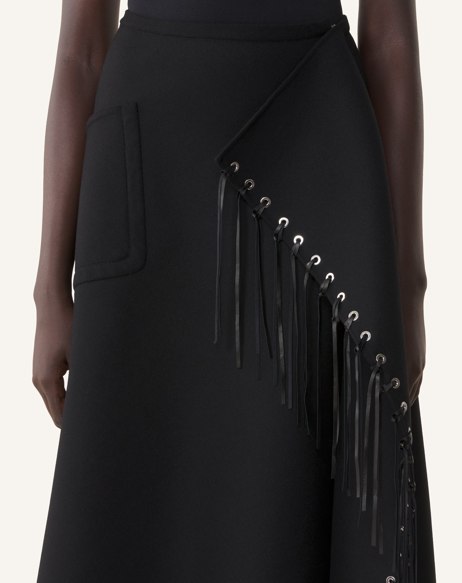 BLACK FRINGED SKIRT IN DOUBLE-FACED CASHMERE WOOL