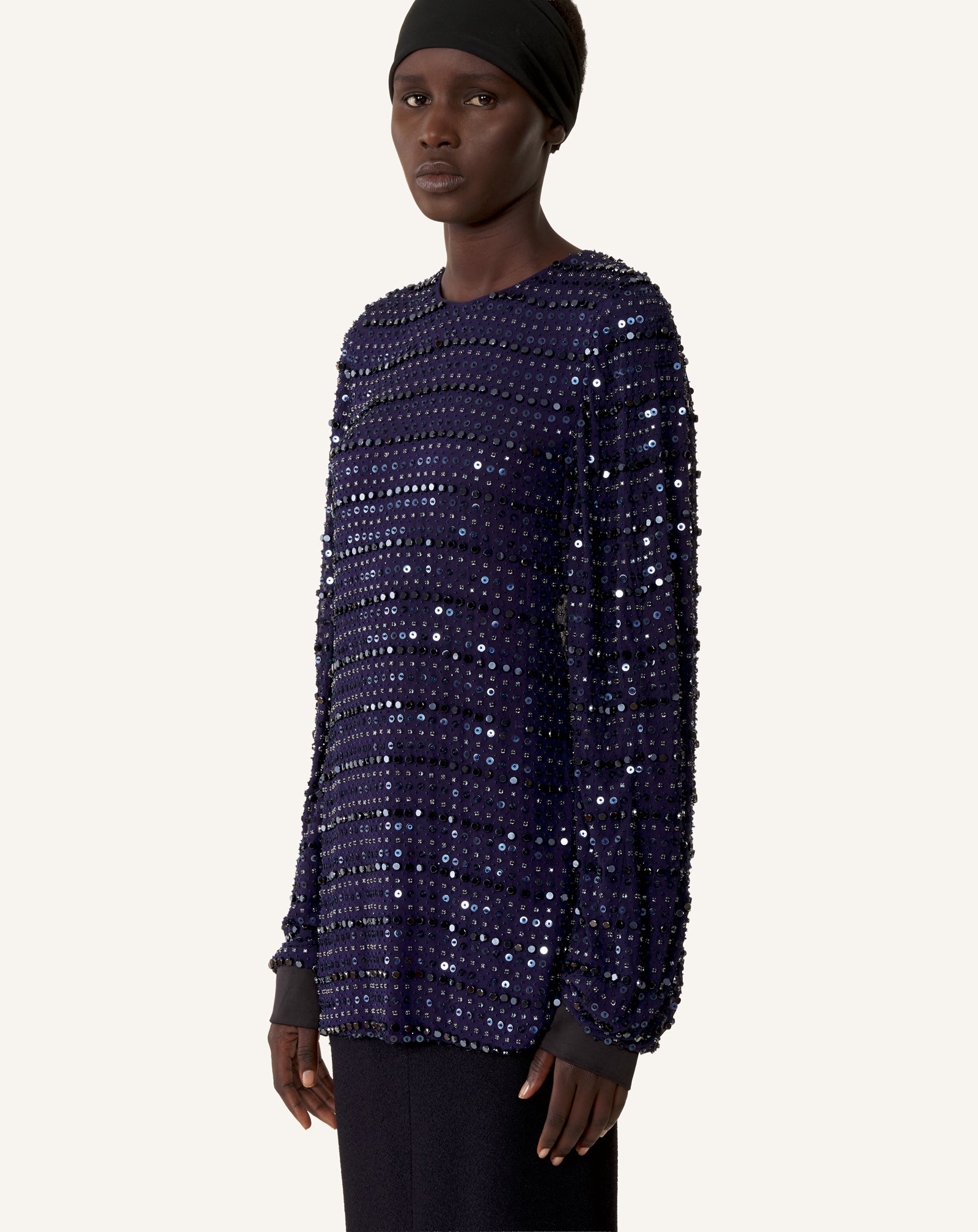 BLUE EMBROIDERED LONG SLEEVED SILK TOP
