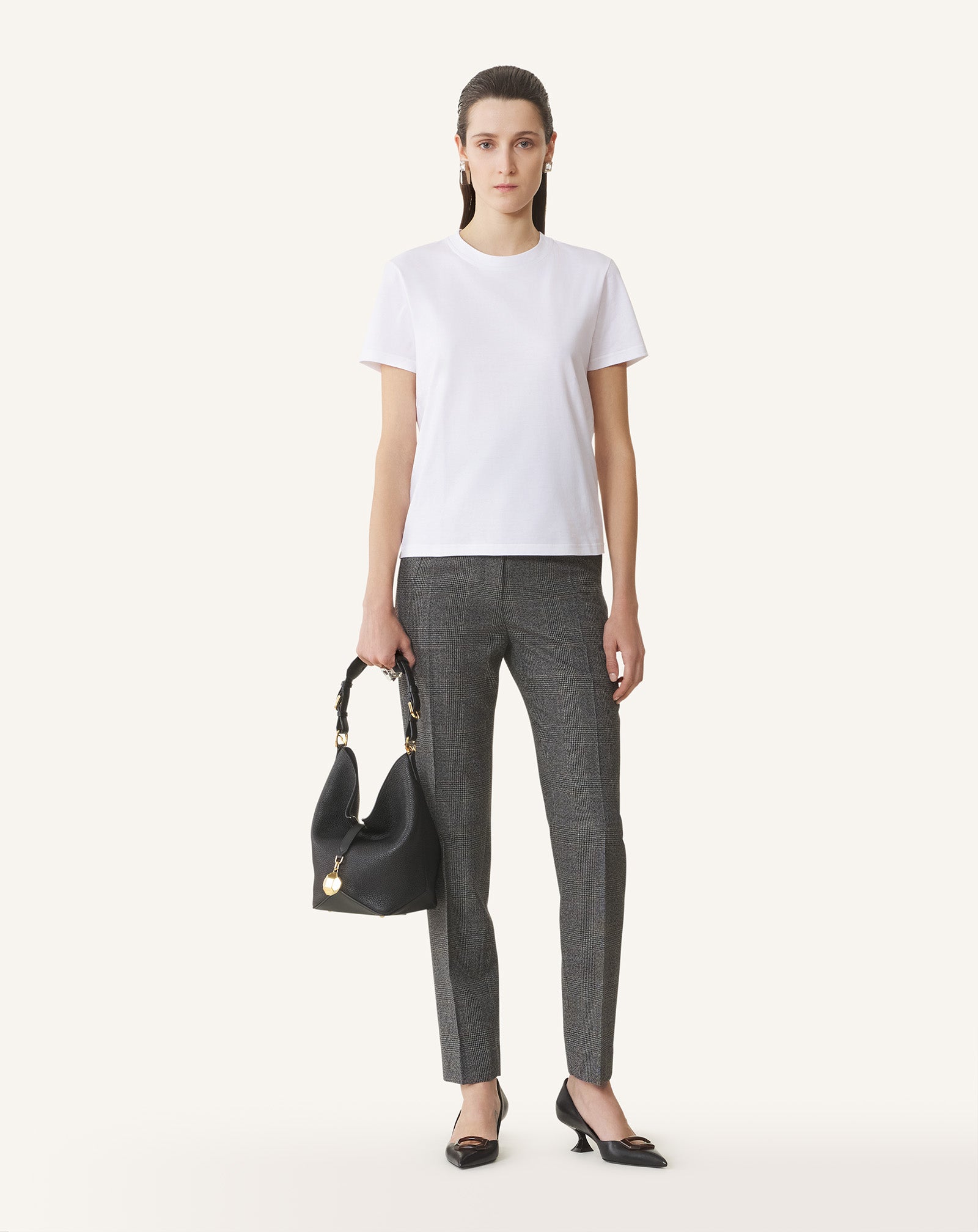 T-SHIRT WITH KNOT DETAIL