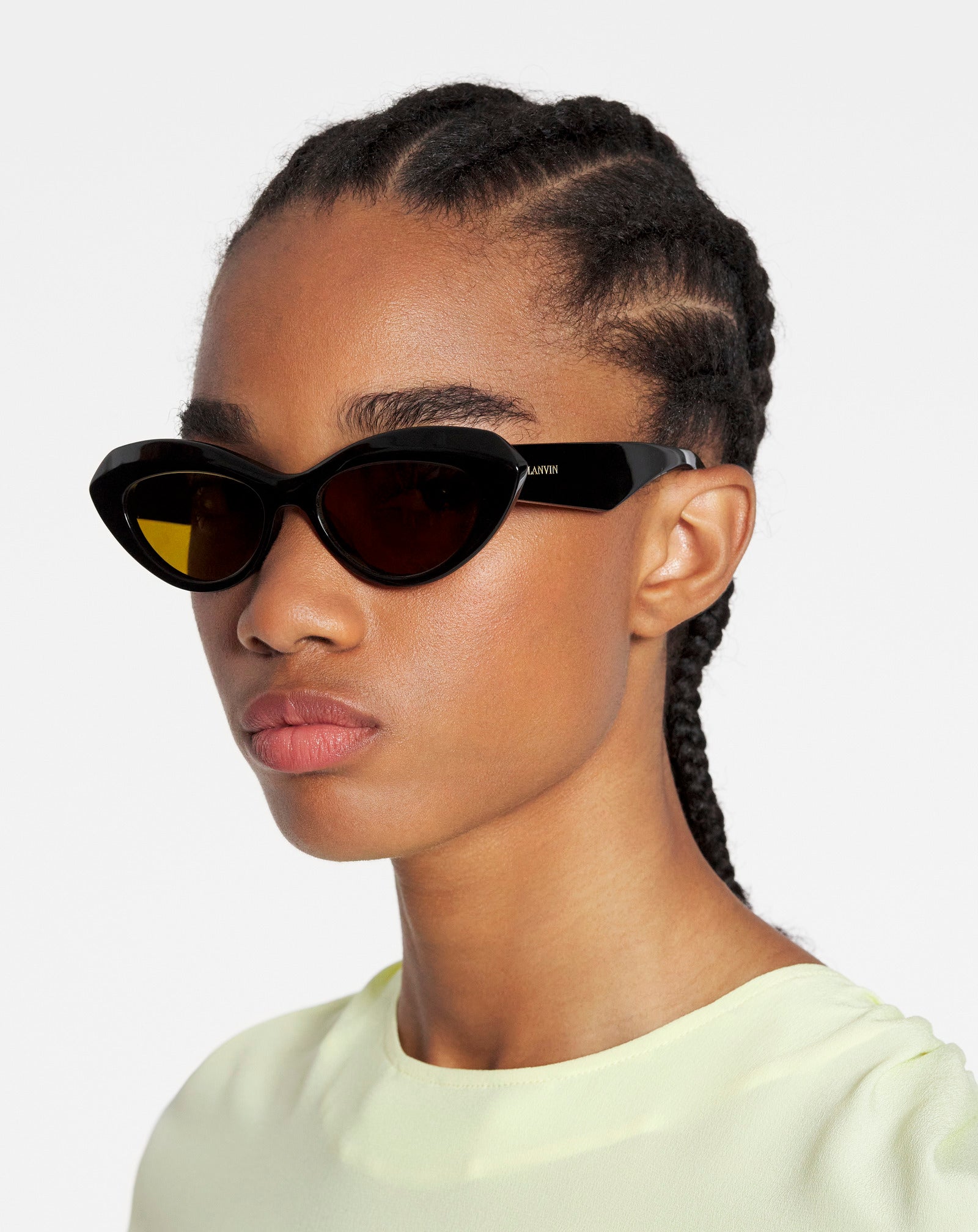 SIGNATURE SUNGLASSES, BLACK